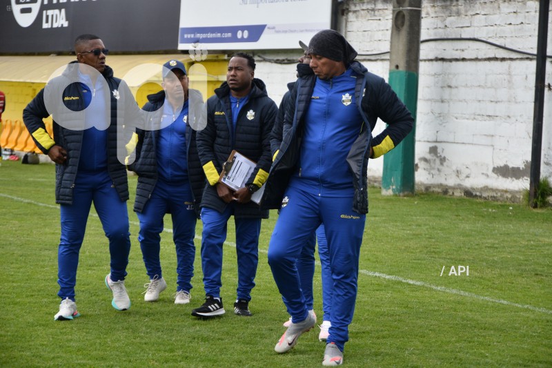 FBL-LIGA-PRO-BET593-SERIE-B-CHACARITAS-VARGAS-TORRES-