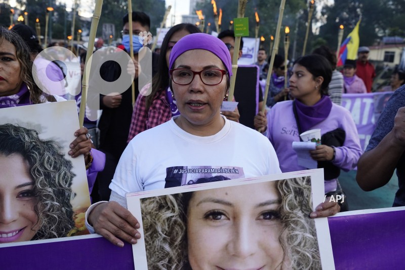 MARCHA ANIVERSARIO MARIA BELEN BERNAL