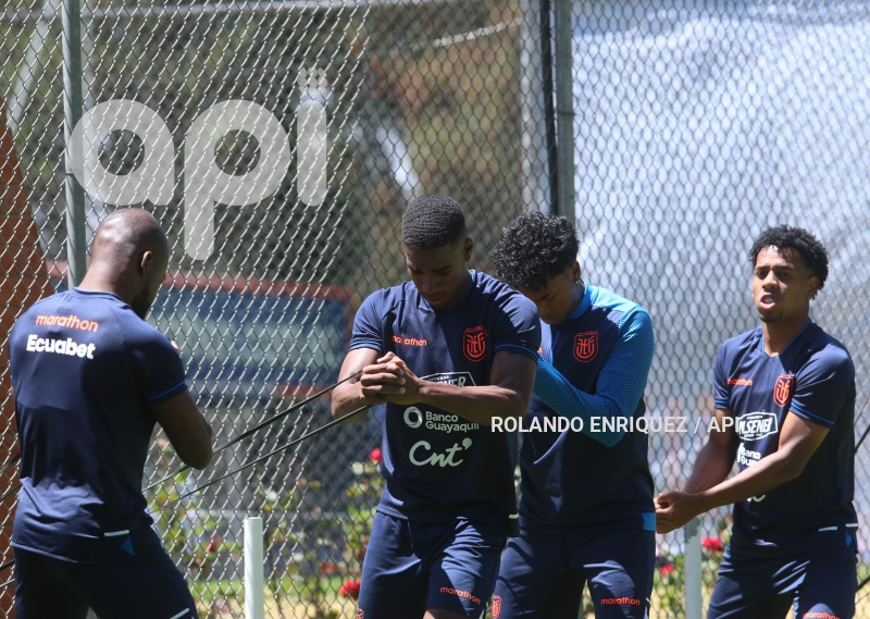 FBL-ENTRENAMIENTO-SELECCIÓN-ECUADOR