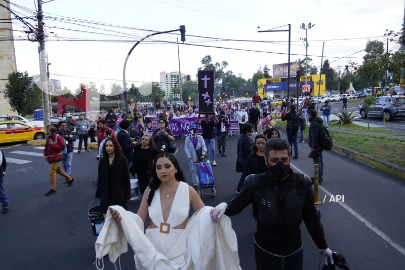 MARCHA ANIVERSARIO MARIA BELEN BERNAL