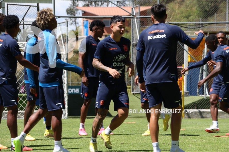 FBL-ENTRENAMIENTO-SELECCIÓN-ECUADOR