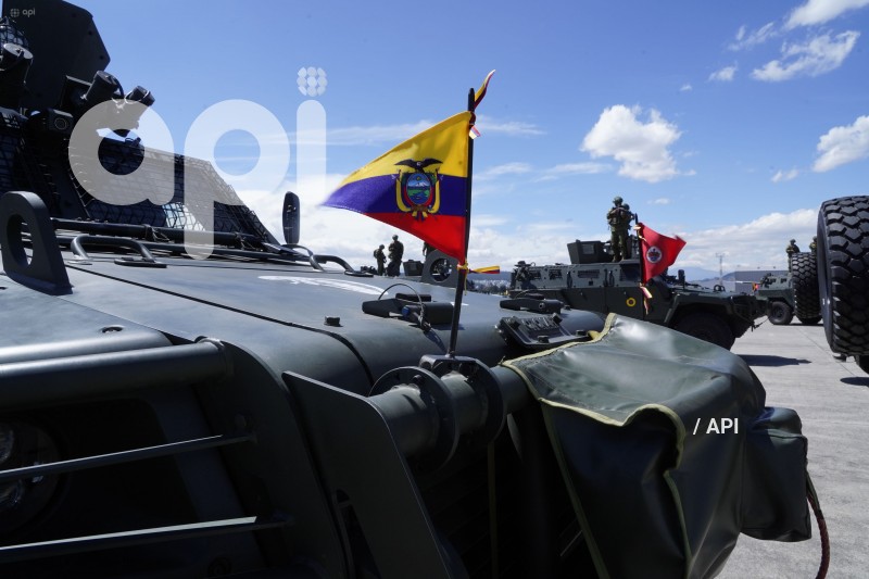 ENTREGA VEHICULOS BLINDADOS COBRA 2