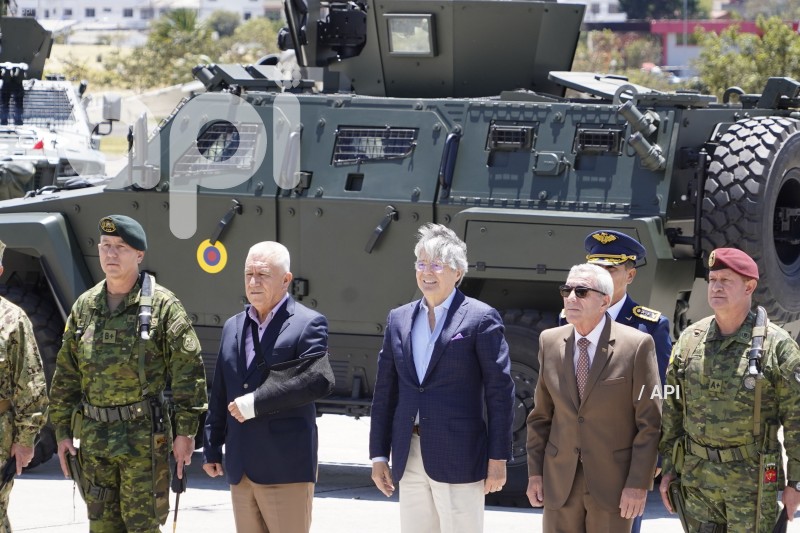 ENTREGA VEHICULOS BLINDADOS COBRA 2