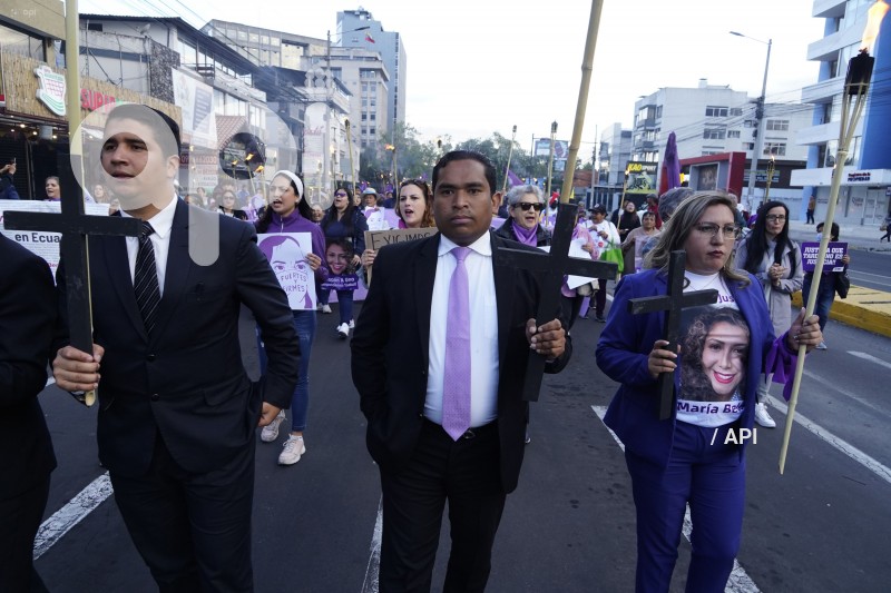 MARCHA ANIVERSARIO MARIA BELEN BERNAL