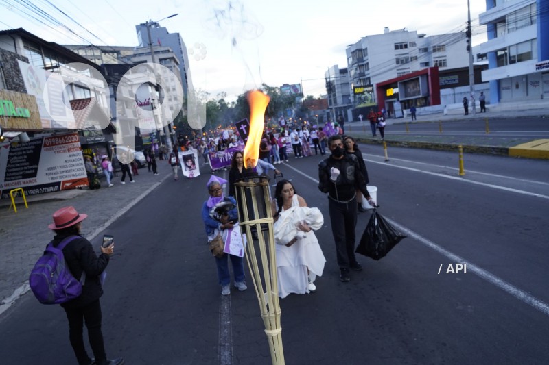 MARCHA ANIVERSARIO MARIA BELEN BERNAL