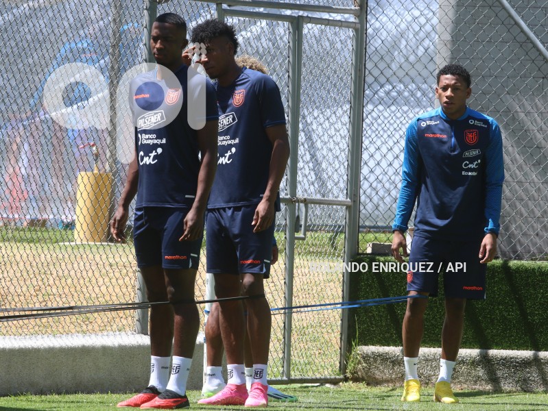 FBL-ENTRENAMIENTO-SELECCIÓN-ECUADOR