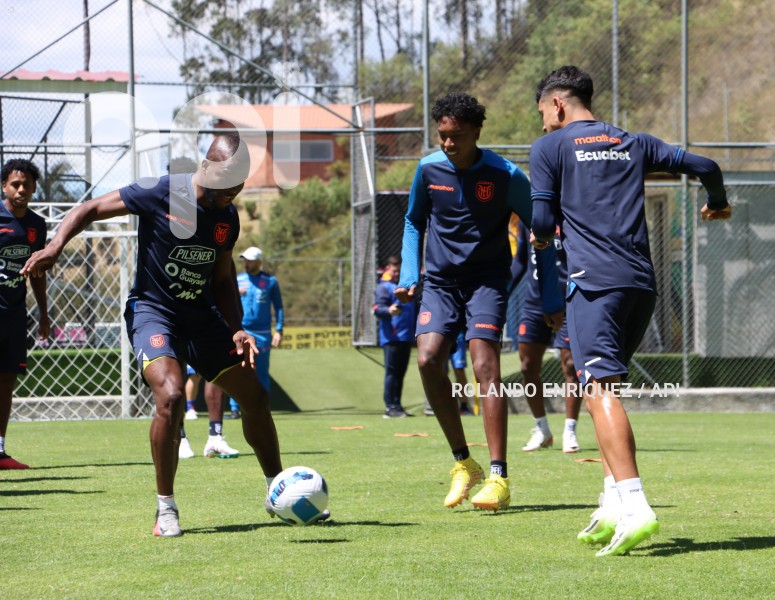FBL-ENTRENAMIENTO-SELECCIÓN-ECUADOR