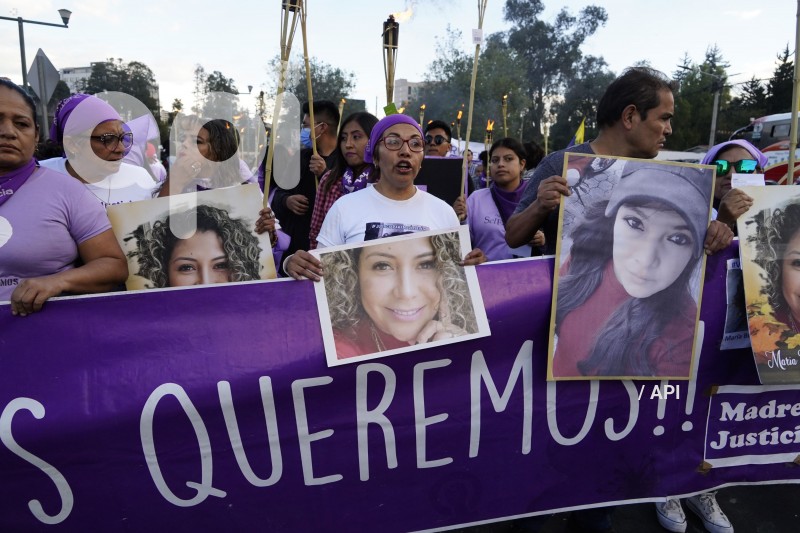 MARCHA ANIVERSARIO MARIA BELEN BERNAL