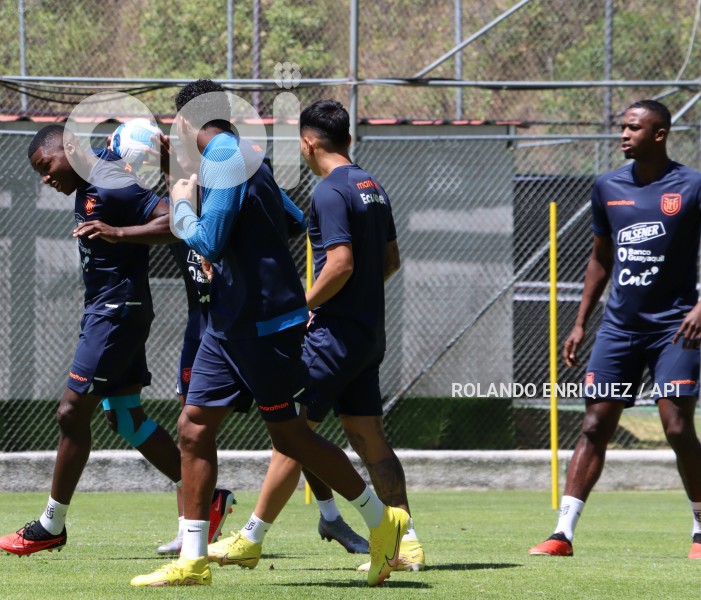 FBL-ENTRENAMIENTO-SELECCIÓN-ECUADOR