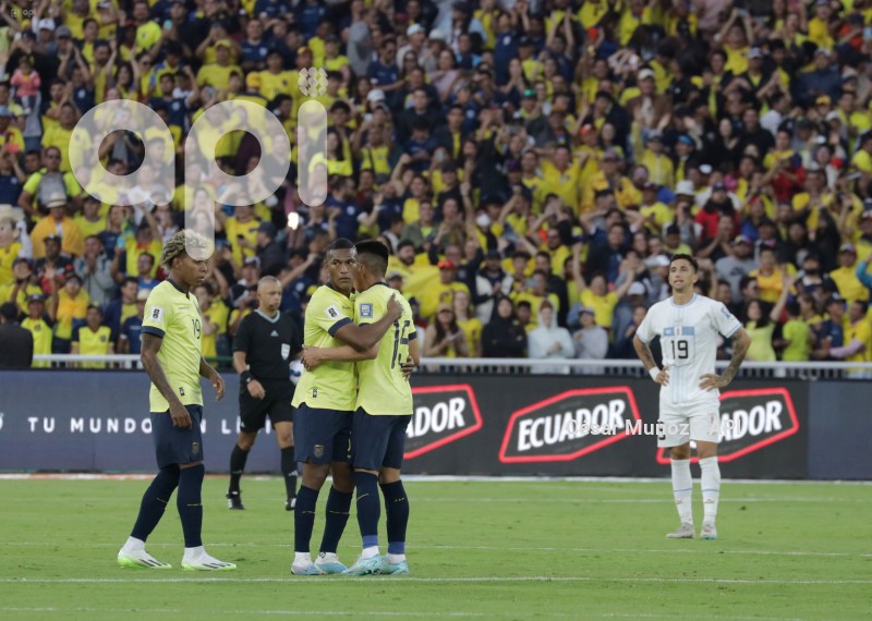 FBL-ELIMINATORIAS-ECUADOR-URUGUAY