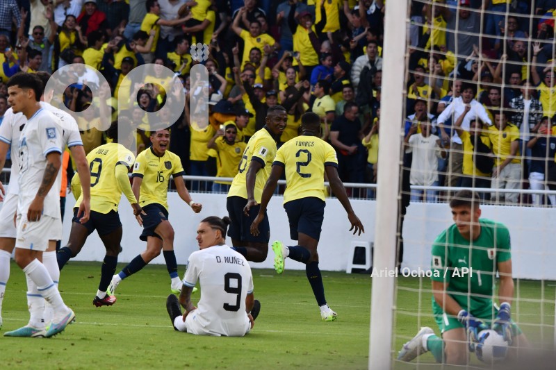 FBL - ELIMINATORIAS - ECUADOR - URUGUAY