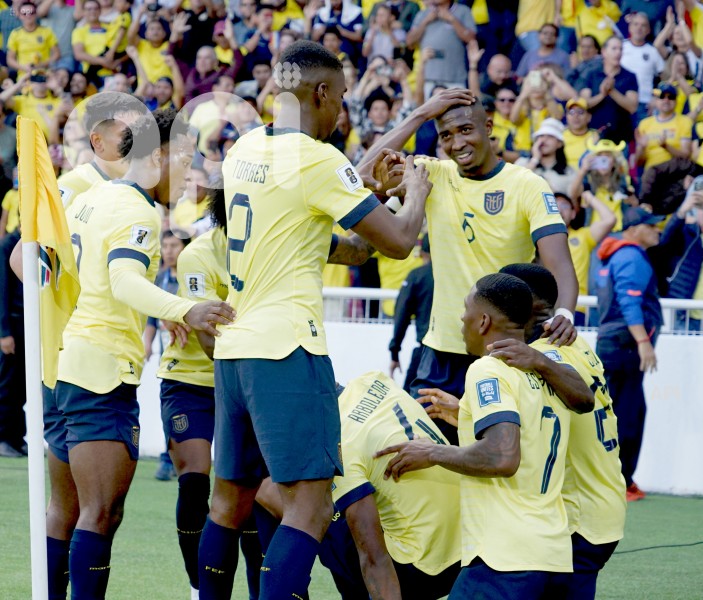 FBL - ELIMINATORIAS - ECUADOR - URUGUAY