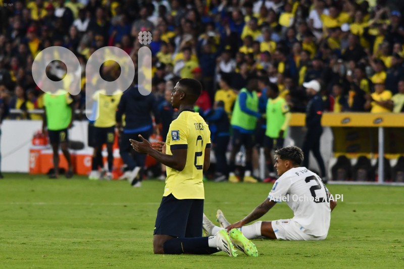 FBL - ELIMINATORIAS - ECUADOR - URUGUAY