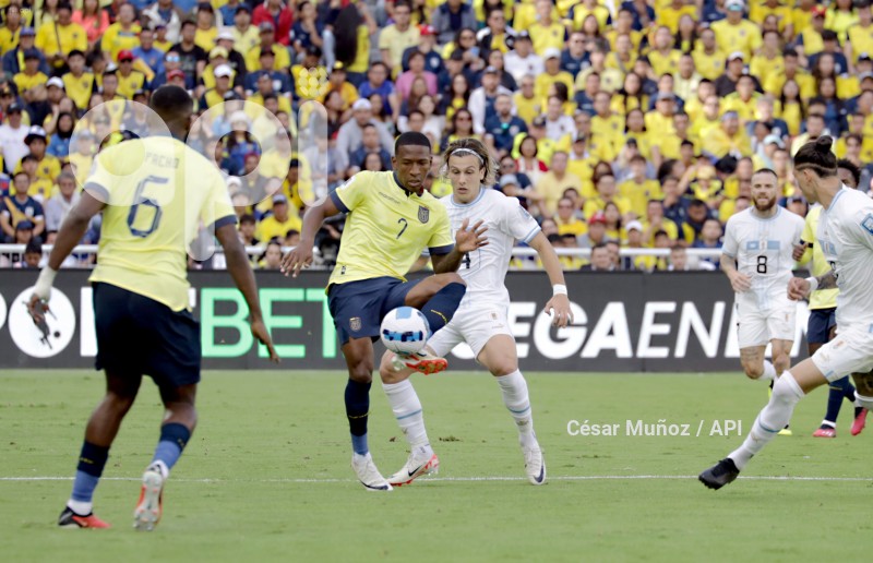 FBL-ELIMINATORIAS-ECUADOR-URUGUAY