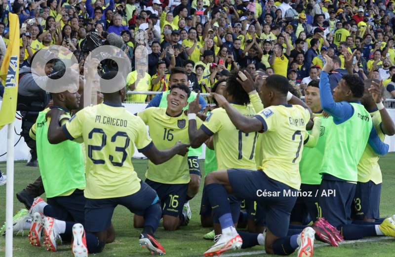 FBL-ELIMINATORIAS-ECUADOR-URUGUAY