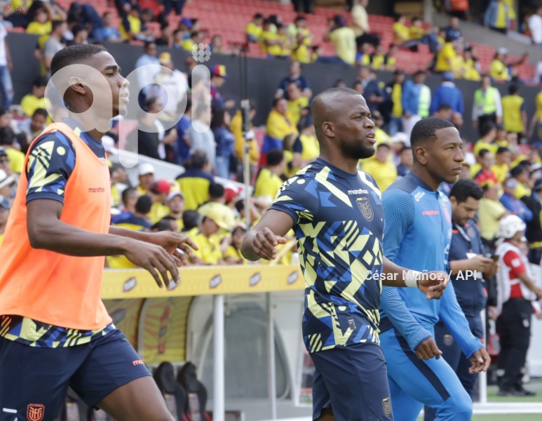 FBL-ELIMINATORIAS-ECUADOR-URUGUAY