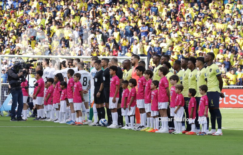 FBL-ELIMINATORIAS-ECUADOR-URUGUAY