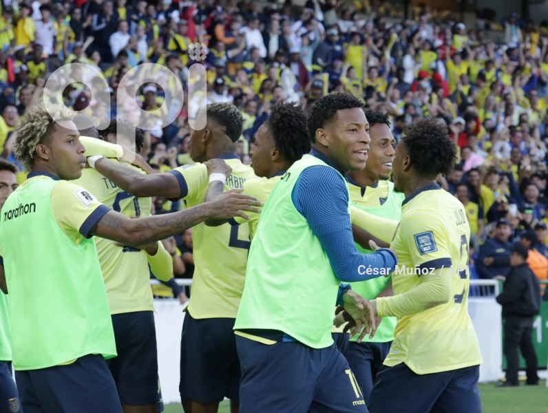 FBL-ELIMINATORIAS-ECUADOR-URUGUAY