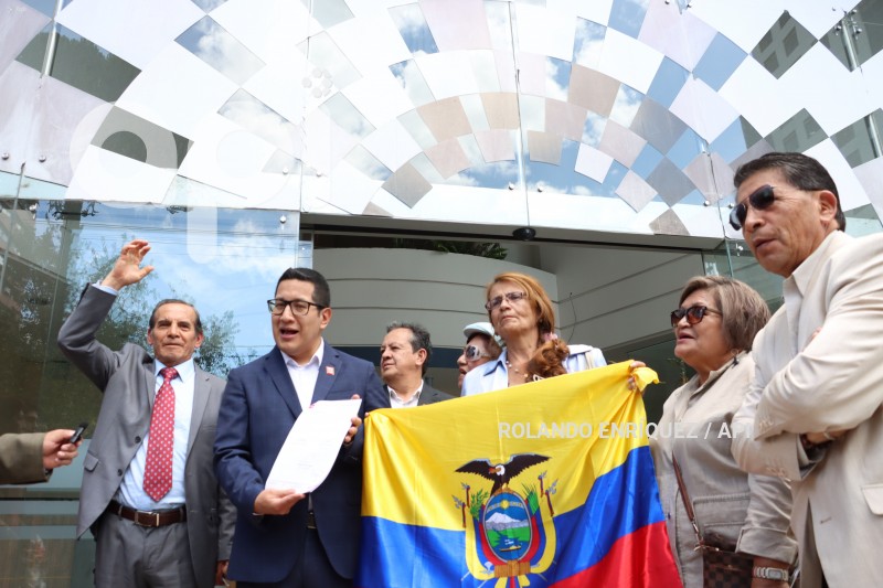 ANDRES-CAMPAÑA-CORTE-CONSTITUCIONAL