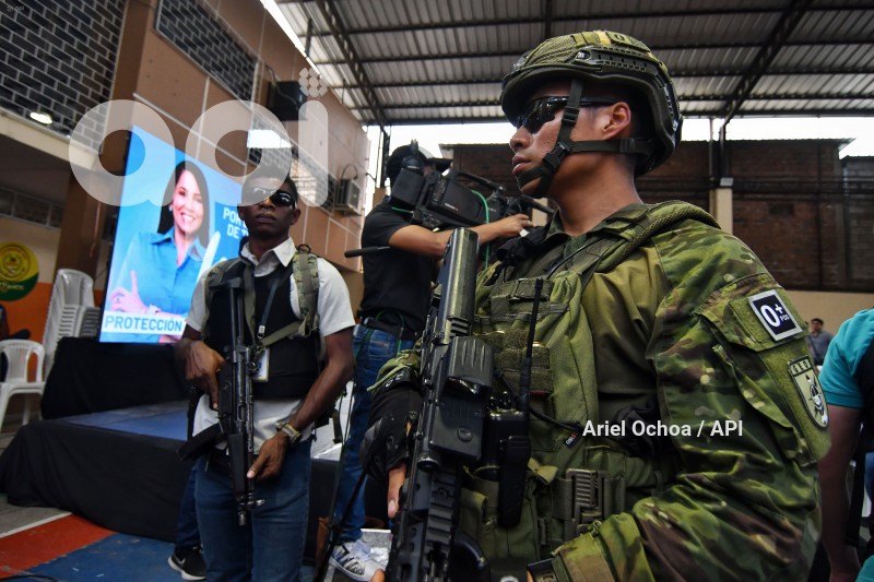 PORTOVIEJO-LUISA-GONZALEZ-CANDIDATA-PRESIDENTE
