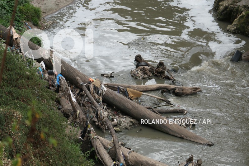 CONTAMINACION-RIO-MACHANGARA