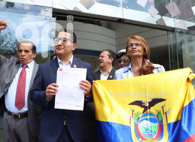 ANDRES-CAMPAÑA-CORTE-CONSTITUCIONAL