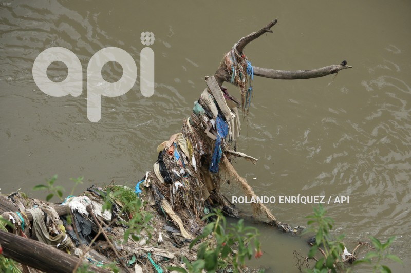 CONTAMINACION-RIO-MACHANGARA