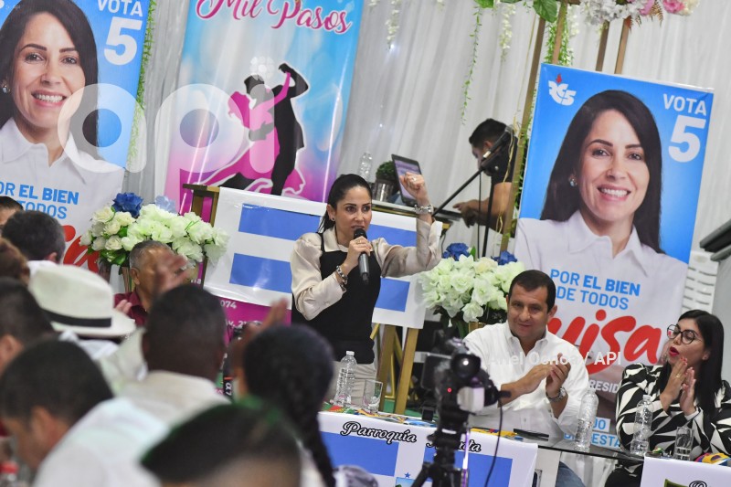 MANTA-LUISA-GONZALEZ-CANDIDATA-PRESIDENTE