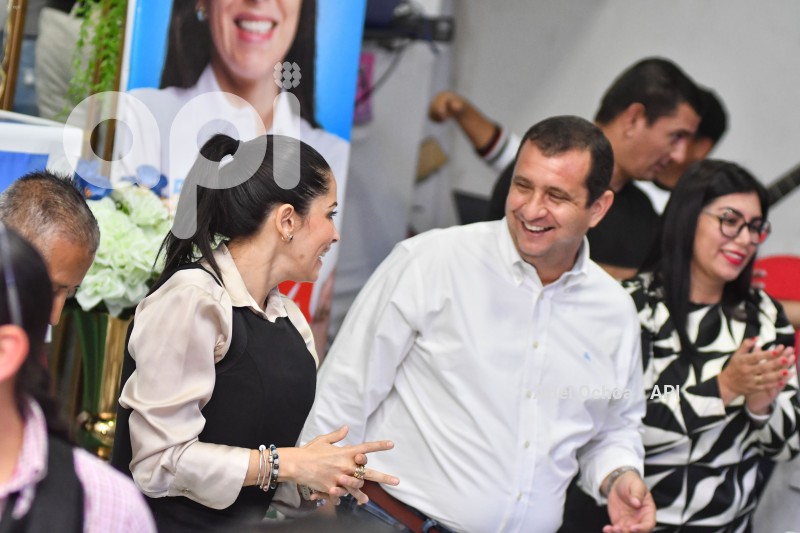 MANTA-LUISA-GONZALEZ-CANDIDATA-PRESIDENTE