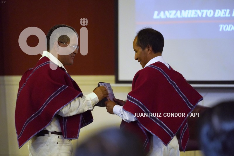 UIO-PRESENTACION-TODOESPOSIBLE-LUIS-CHANGO