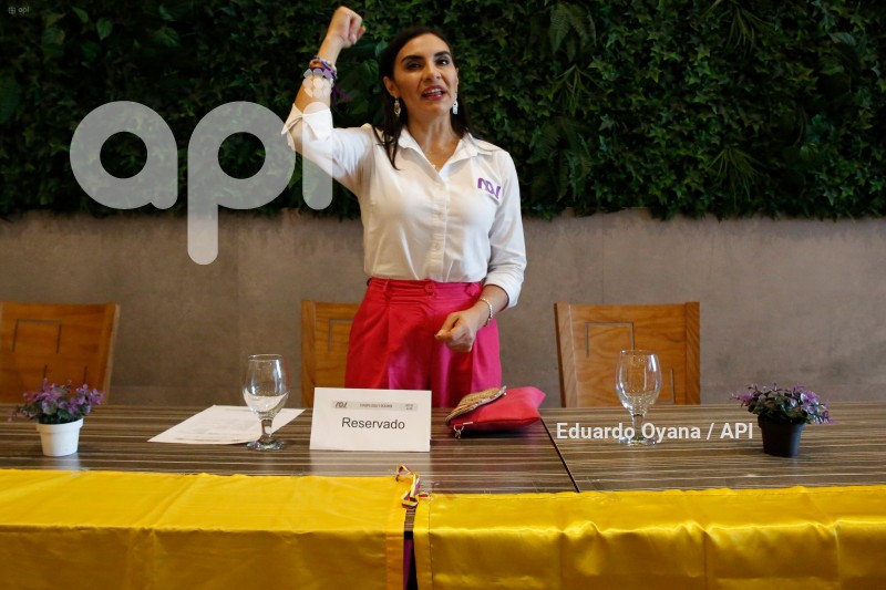 VERONICA-ABAD-ECUATORIANOS-MADRID