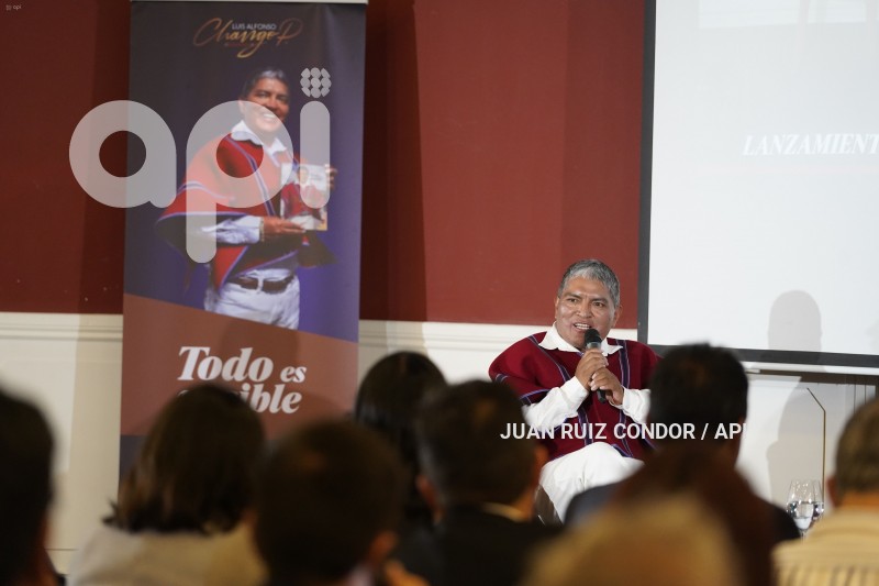 UIO-PRESENTACION-TODOESPOSIBLE-LUIS-CHANGO