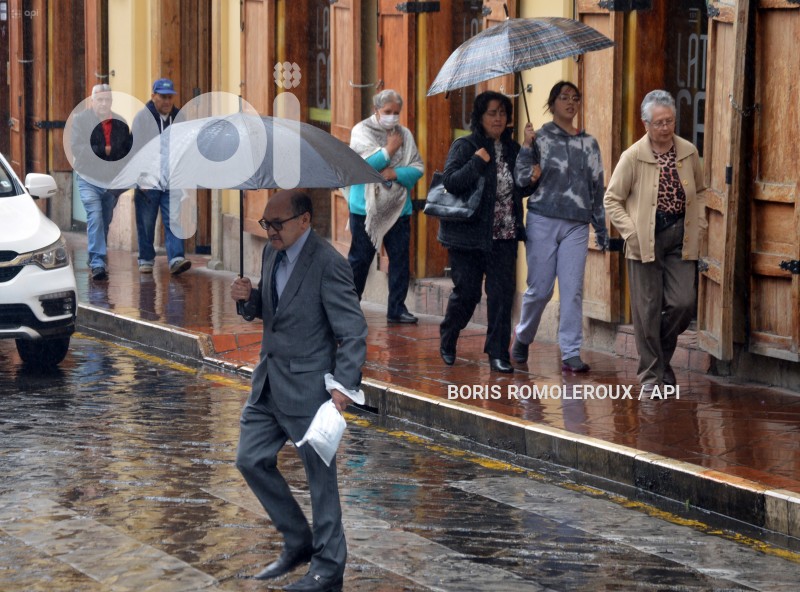 CUENCA-LIGERA LLUVIA