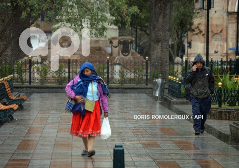 CUENCA-LIGERA LLUVIA