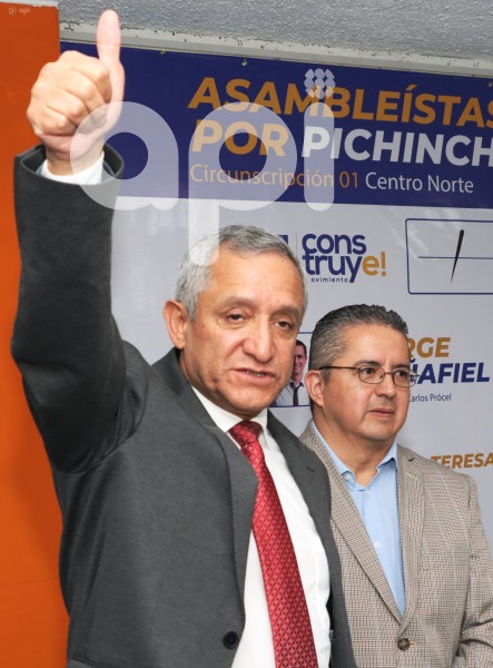 RUEDA-PRENSA-PATRICIO-CARRILLO