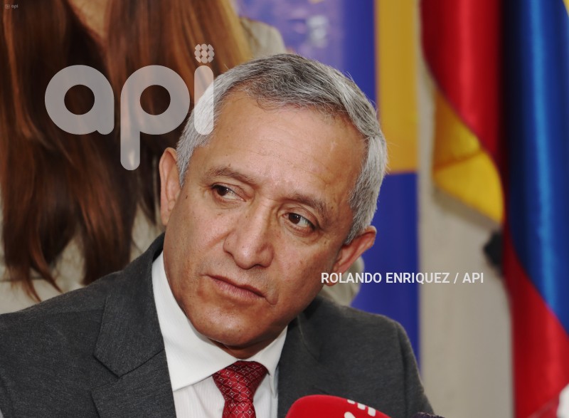 RUEDA-PRENSA-PATRICIO-CARRILLO