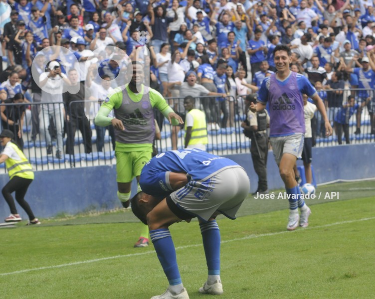 FBL-LIGAPROBET593-EMELEC-MUSHUCRUNA