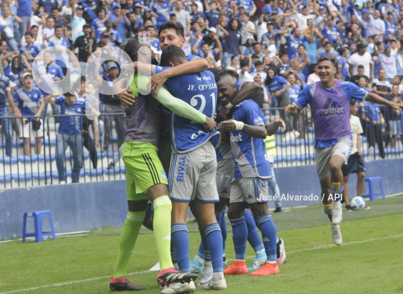 FBL-LIGAPROBET593-EMELEC-MUSHUCRUNA