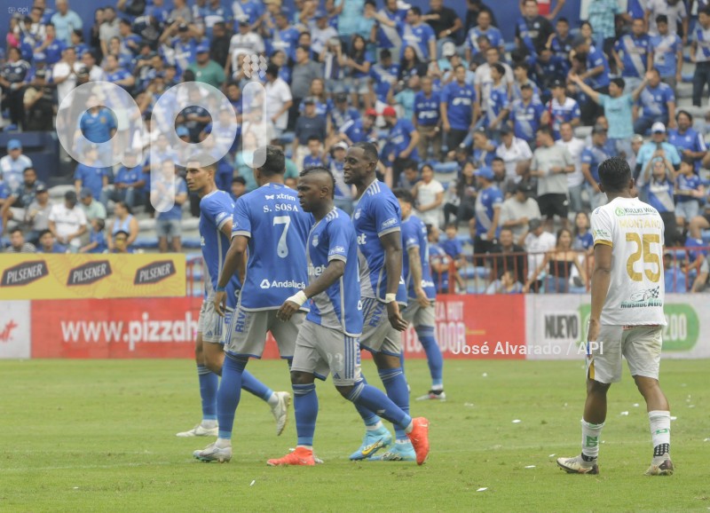FBL-LIGAPROBET593-EMELEC-MUSHUCRUNA