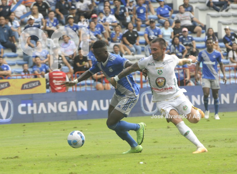 FBL-LIGAPROBET593-EMELEC-MUSHUCRUNA
