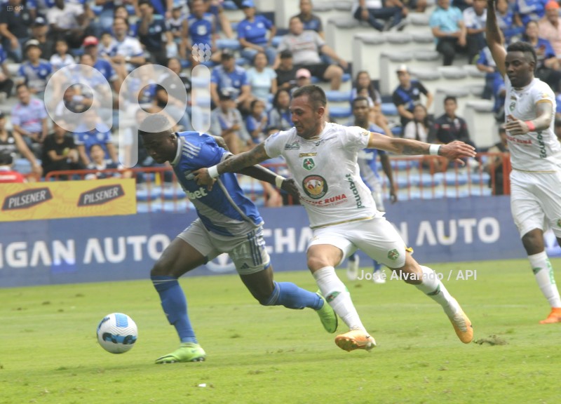 FBL-LIGAPROBET593-EMELEC-MUSHUCRUNA