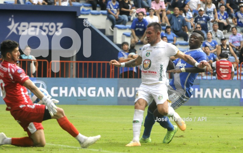 FBL-LIGAPROBET593-EMELEC-MUSHUCRUNA