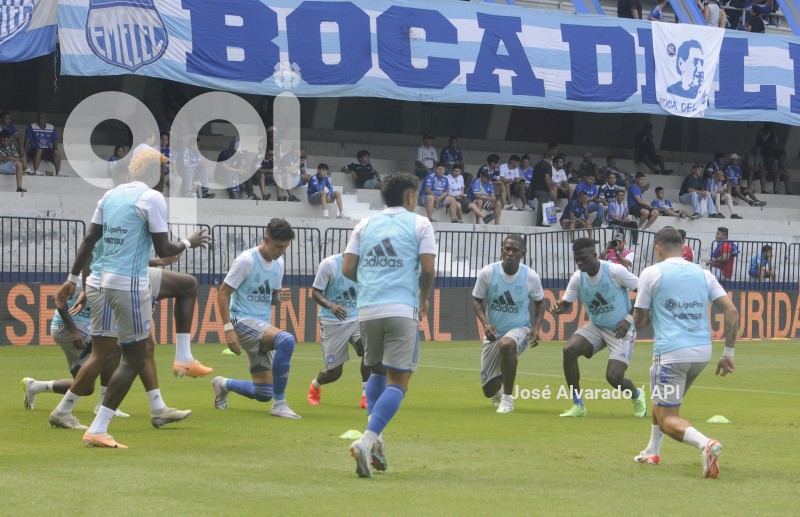 FBL-LIGAPROBET593-EMELEC-MUSHUCRUNA