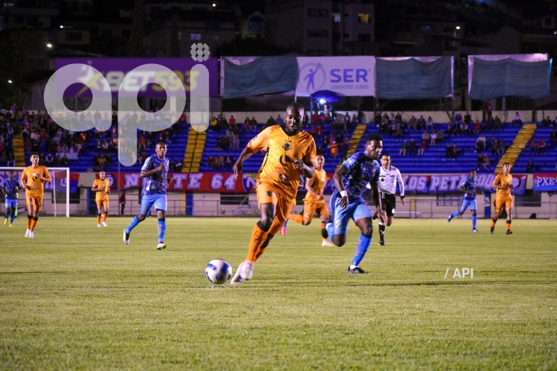 Livertad vs El Nacional