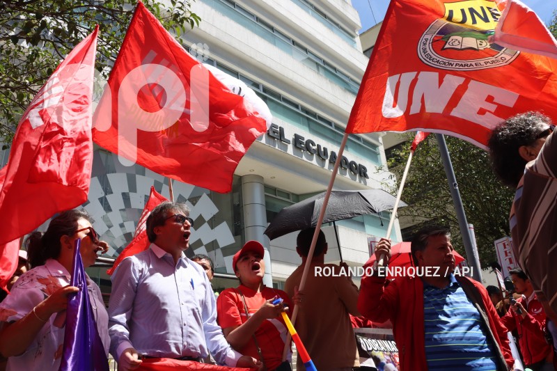 FUT-UNE-CORTE -CONSTITUCIONAL