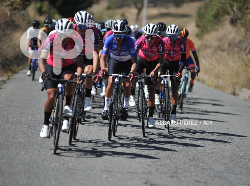 SEGUNDA-ETAPA-VUELTA-CICLISTICA-ECUADOR