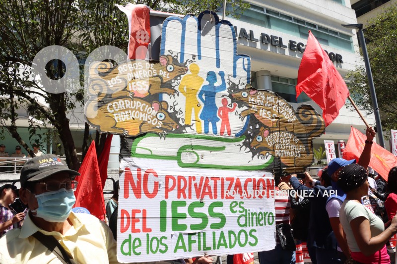 FUT-UNE-CORTE -CONSTITUCIONAL