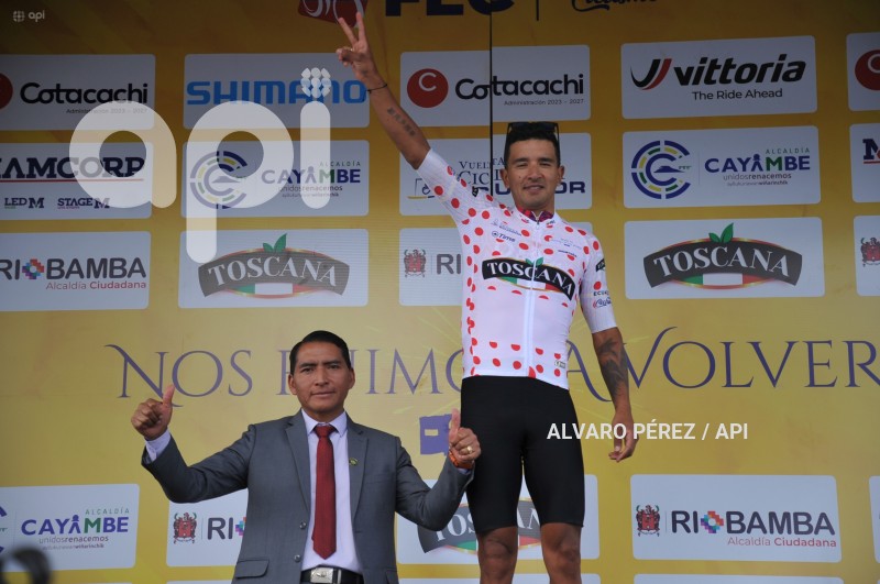 VUELTA-CICLISTICA-MACHACHI-CAYAMBE