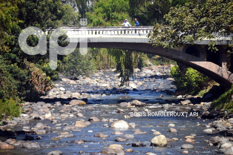CUENCA-RIO TOMEBAMBA-BAJO CAUDAL