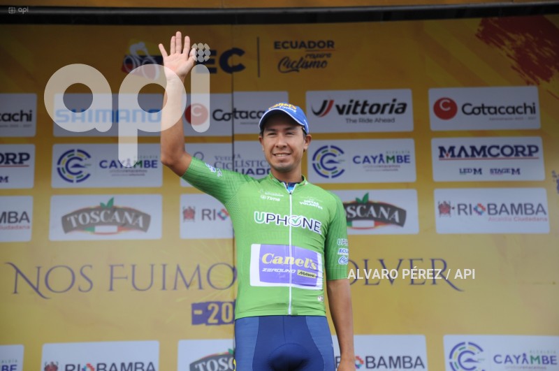 VUELTA-CICLISTICA-MACHACHI-CAYAMBE